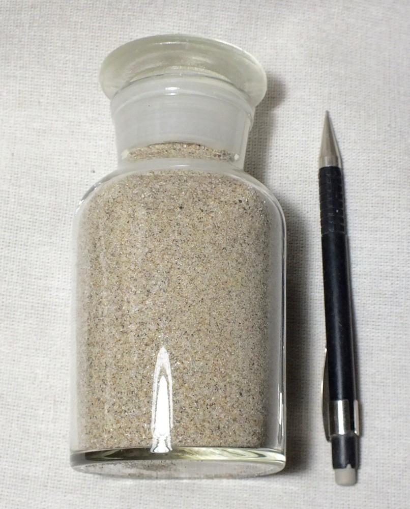 sand - angular quartz sand from Zuma Beach, Malibu, CA - 250 ml display bottle