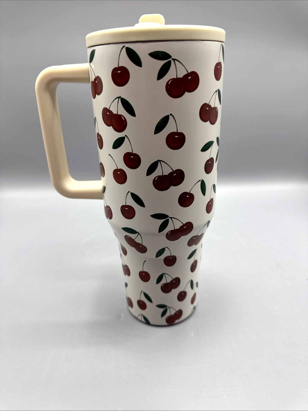 Cherries Hydrojug Traveler 32oz stainless steel water bottle