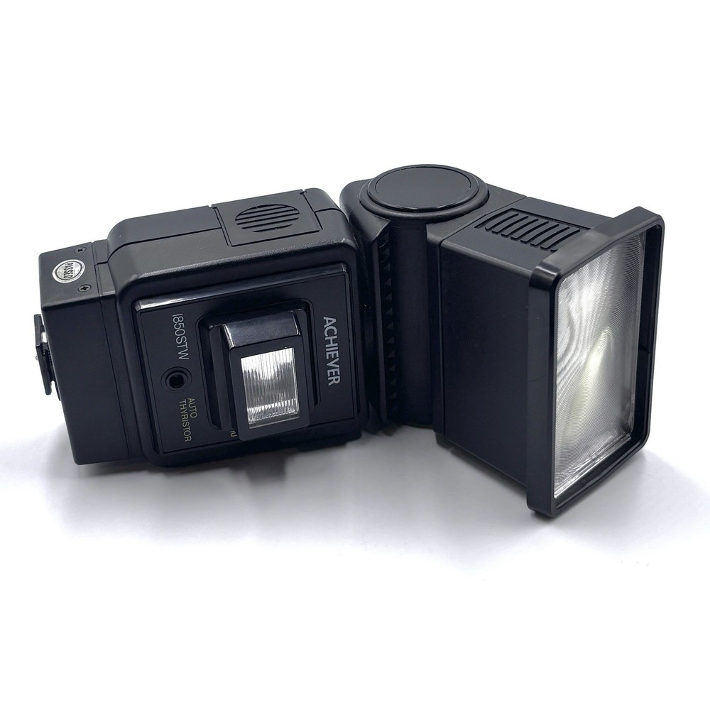 Achiever Flash Auto Thyristor I850STW w/Swivel Bounce Light Module M Working!
