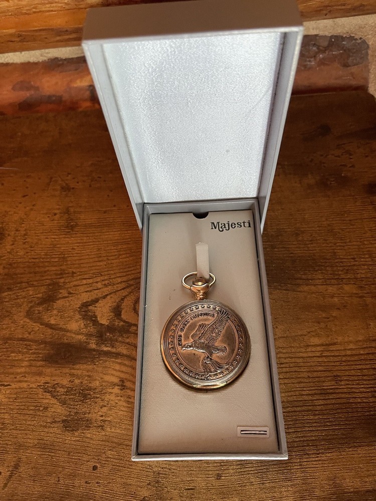 Majestron - Pocket Watch - American Flag & Eagle - New In Box