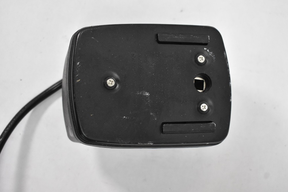 Model CS-6085 120V AC 50/60Hz 200mA 9W Inline Power Control Box Switch Adapter