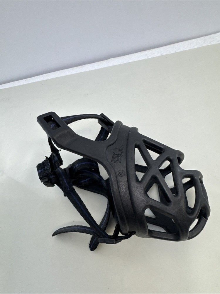 Mayerzon Dog Muzzle, Breathable Basket Muzzles Medium Size Black