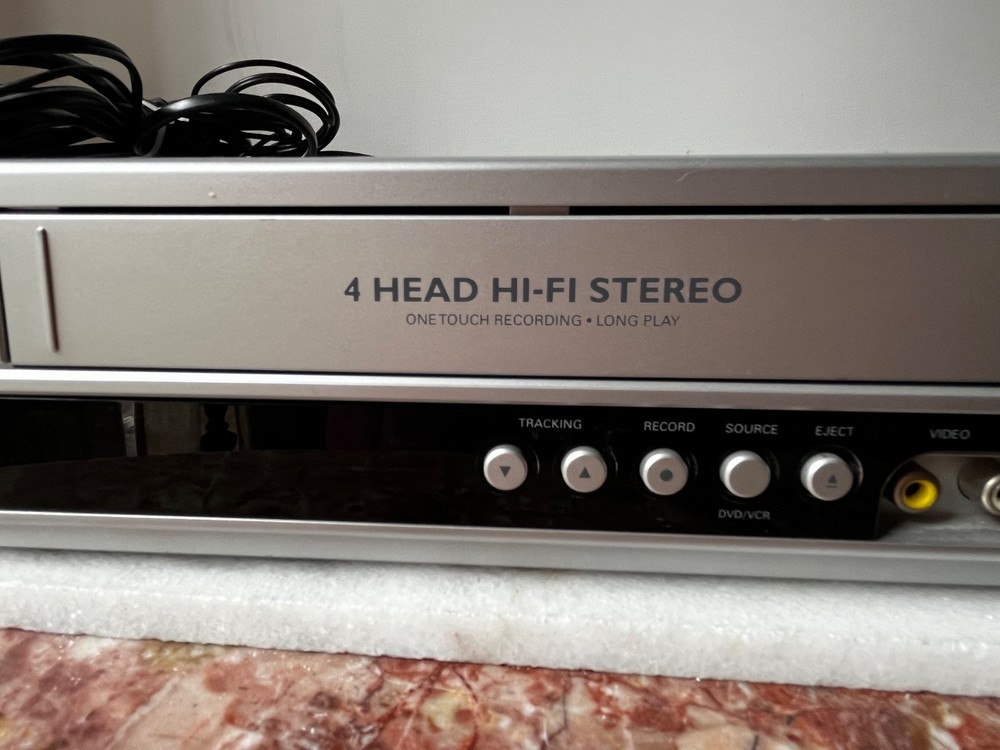 Philips DVP3340V DVD VCR Combo Player TESTED! NO REMOTE!