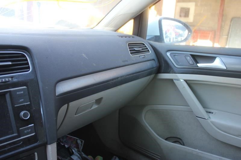 GOLF 2019 Camera/Projector 579222