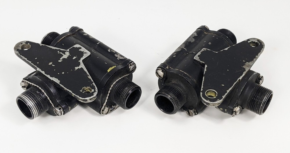 Gear Box T Drive / Lear / 761F / 38498 / PAIR (2)