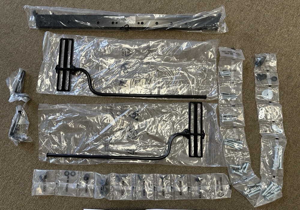 Rocketfish RF-SBM102 Universal Soundbar Mounting System Black