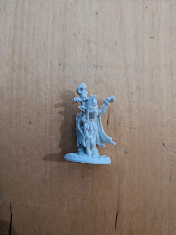 Reaper Bones 4 Goblin Shaman