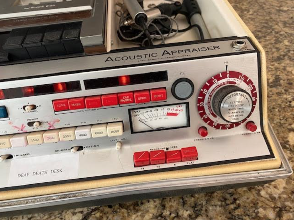 Qualitone Acoustic Appraiser Audiometer ANSI Hearing Threshold Level