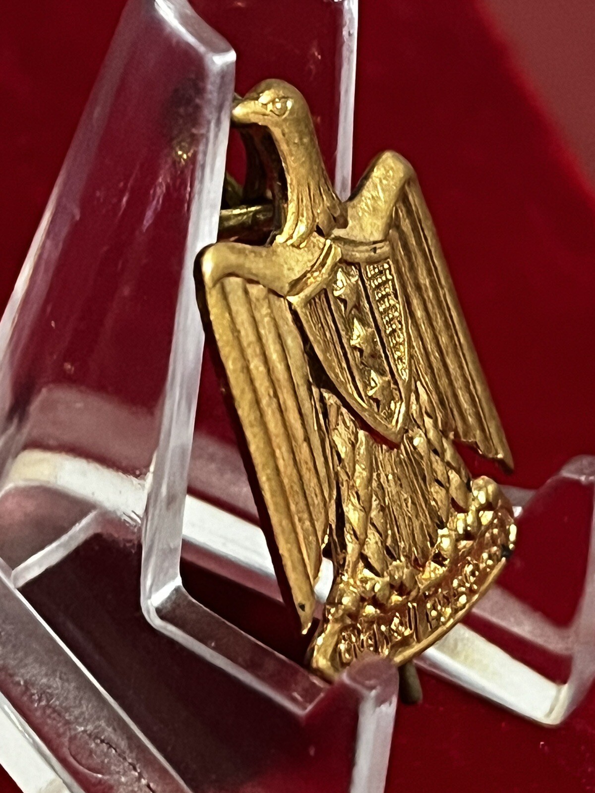 Iraq- Vintage Iraqi Metal Golden Eagle Pin Badge,1980's Saddam Hussein Era.