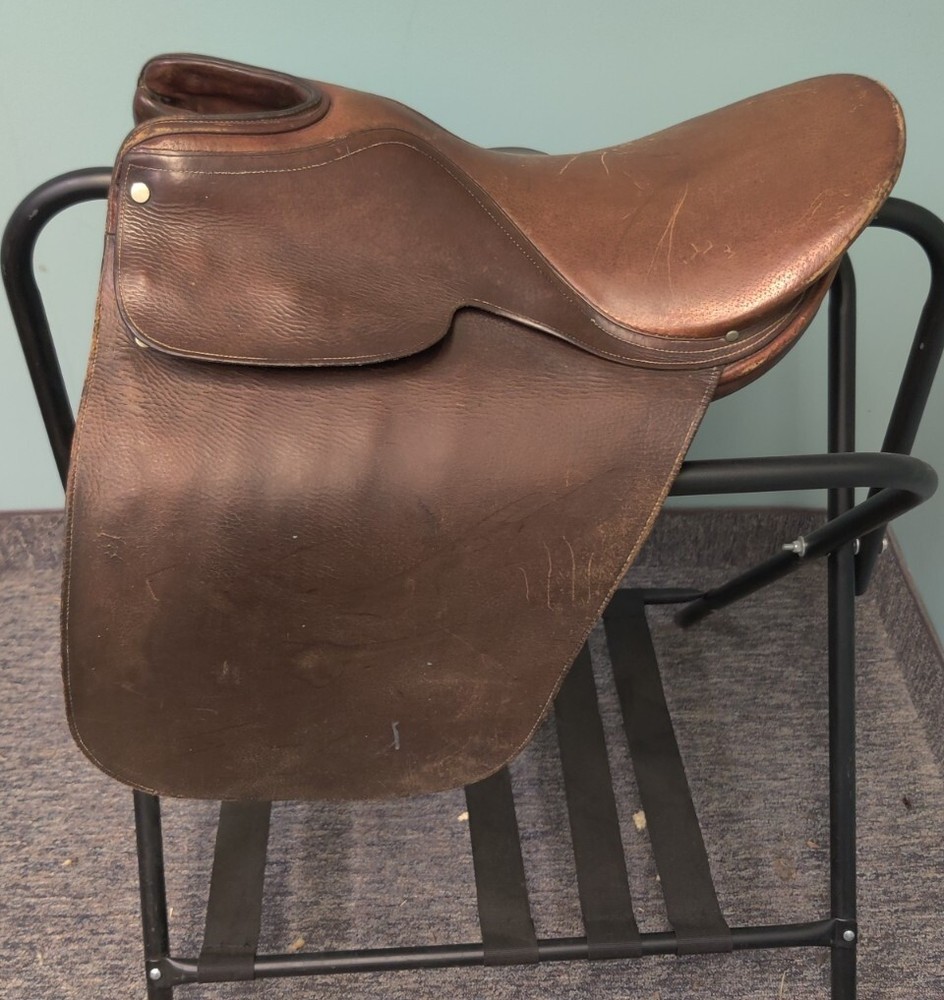 18.5" Eldonian English Saddle