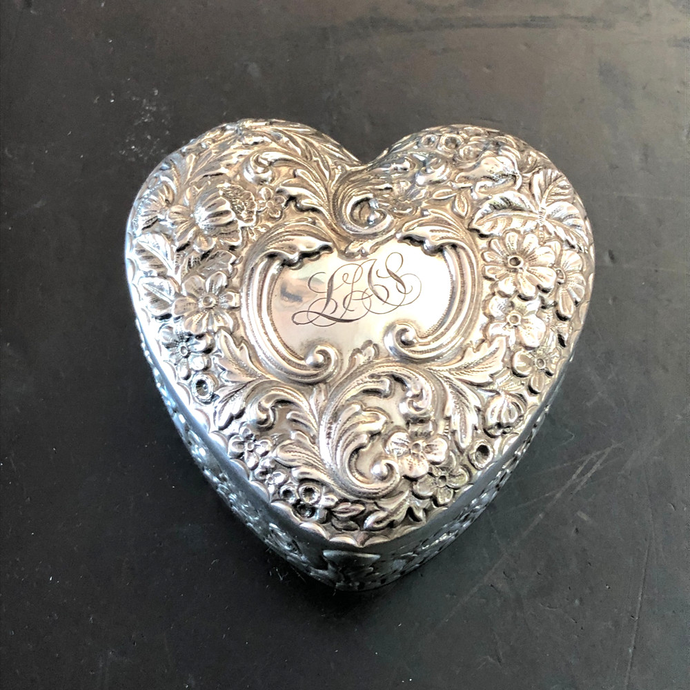 Antique Gorham Cluny Pattern Sterling Silver Heart Shape Hinged Box, 101 Grams.