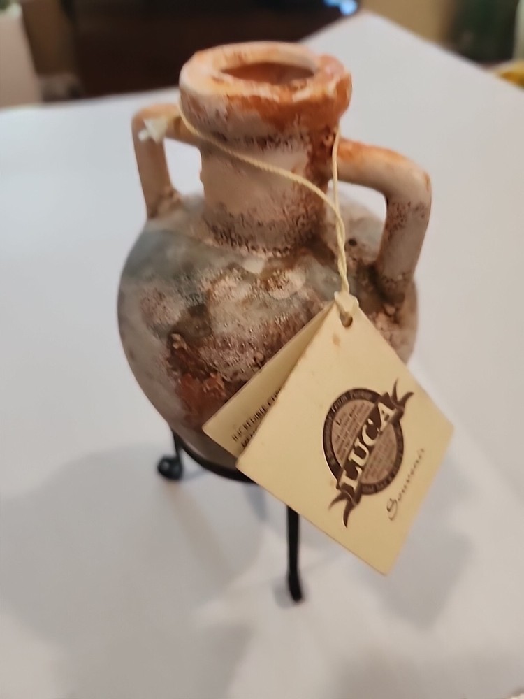 Luca Amphoras Carrying Cup From Turkey
