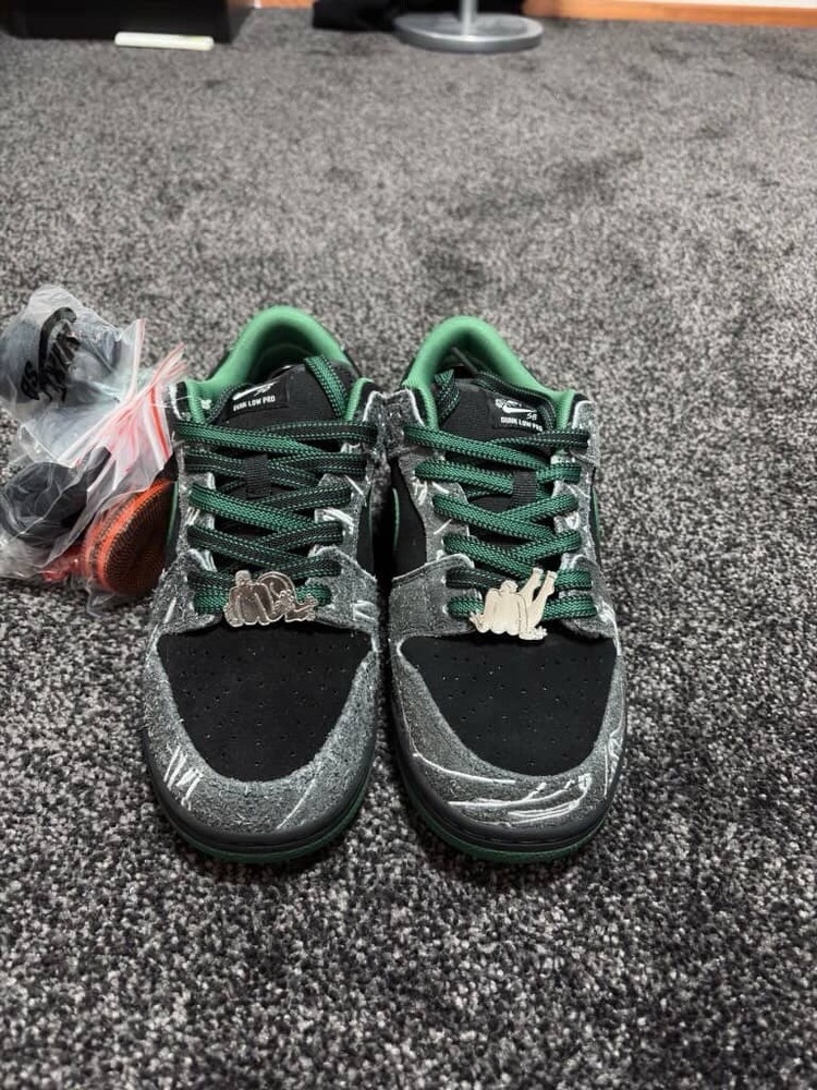 Nike SB Dunk Low There Skateboards