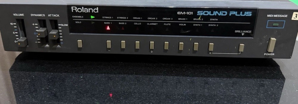 1985 Roland EM-101 Sound Plus Analogue Synth Module
