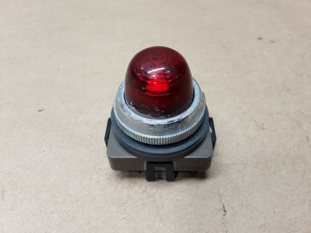 Idec APN Red Pilot Light Panel Light #1007J40