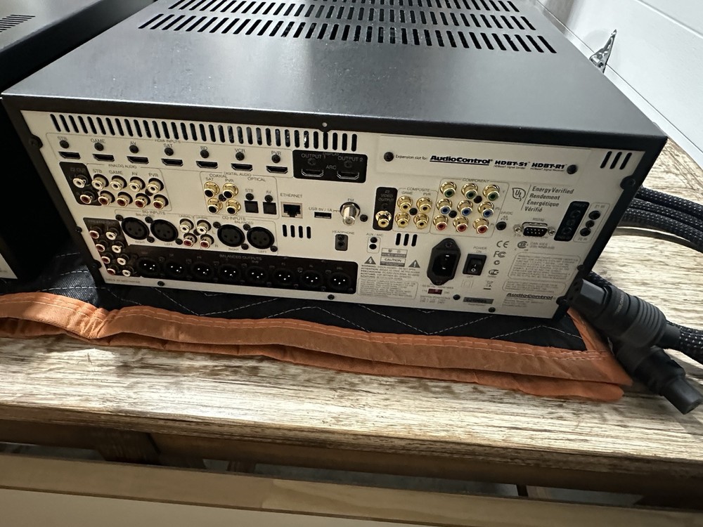 Audiocontrol Maestro M8 Preamplifier