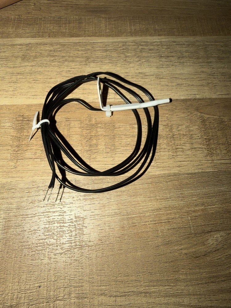 Aprilaire 8052 Outdoor/Duct Mount Temperature Sensor