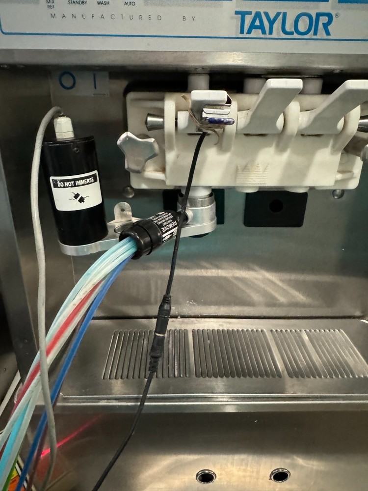 commercial soft serve ice cream machine