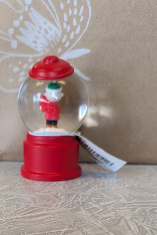 Mini Peanuts Charlie Brown Waterglobe Globe NWT