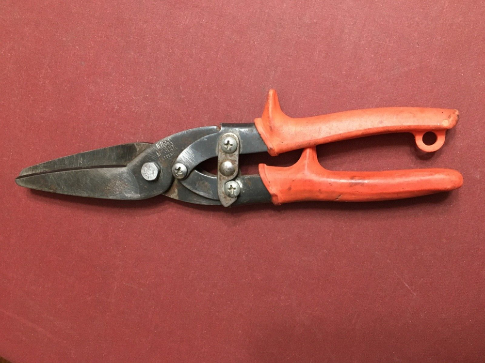 Wiss M-300 3″ Cut, Straight Pattern Multi-Purpose Snip Shears