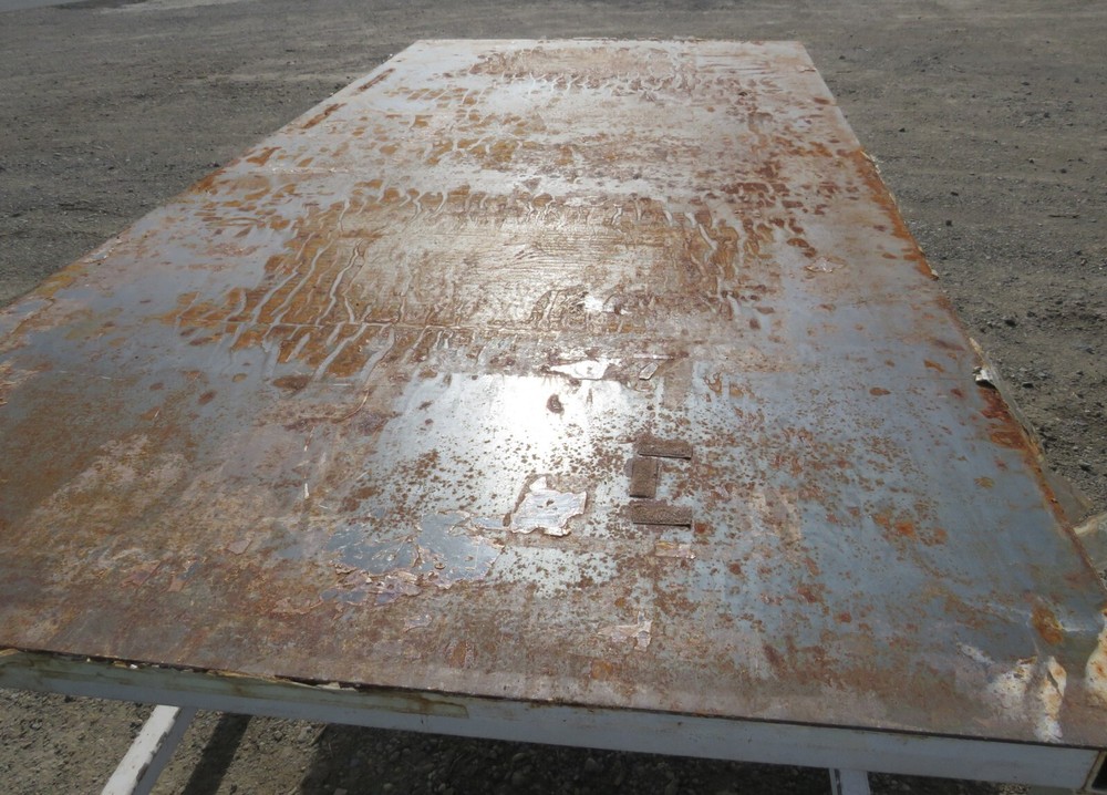 all metal workbench / welding table - large size - many uses