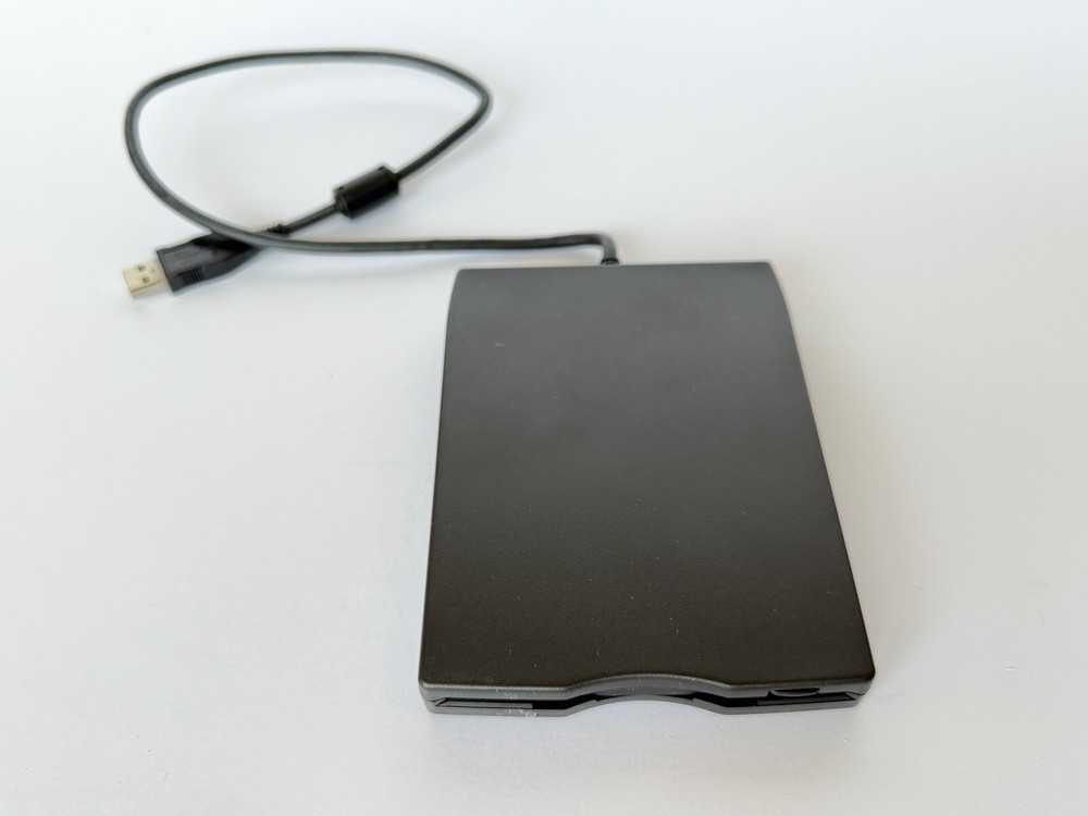 TEAC USB External 3.5 Floppy Disk Drive Slim Tested Working