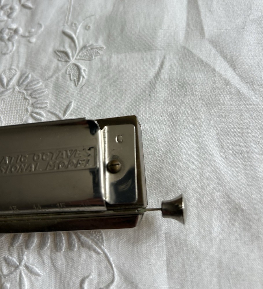 Hohner Chromonica 64 Key Of C