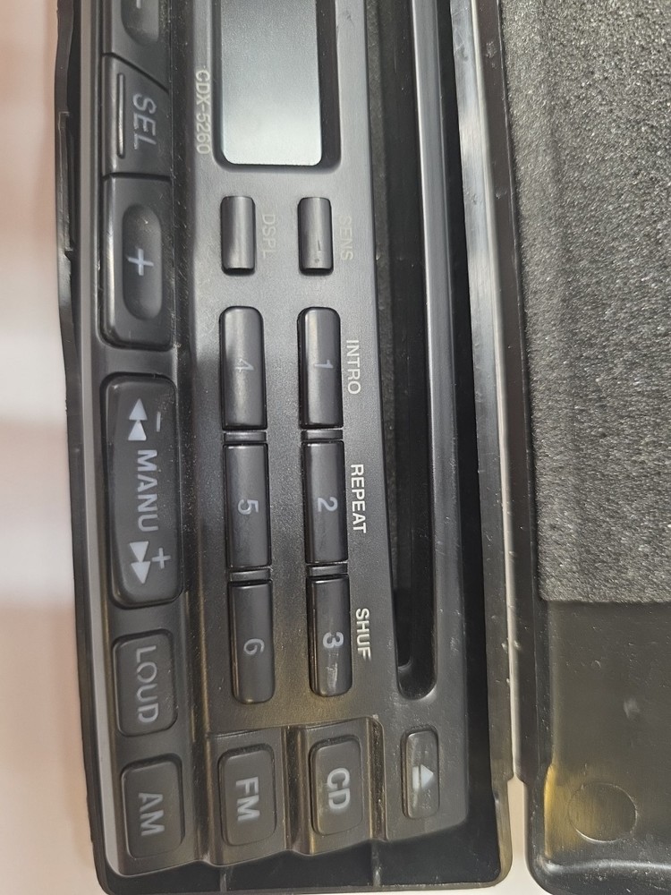 Sony CDX-5260 Radio Faceplate