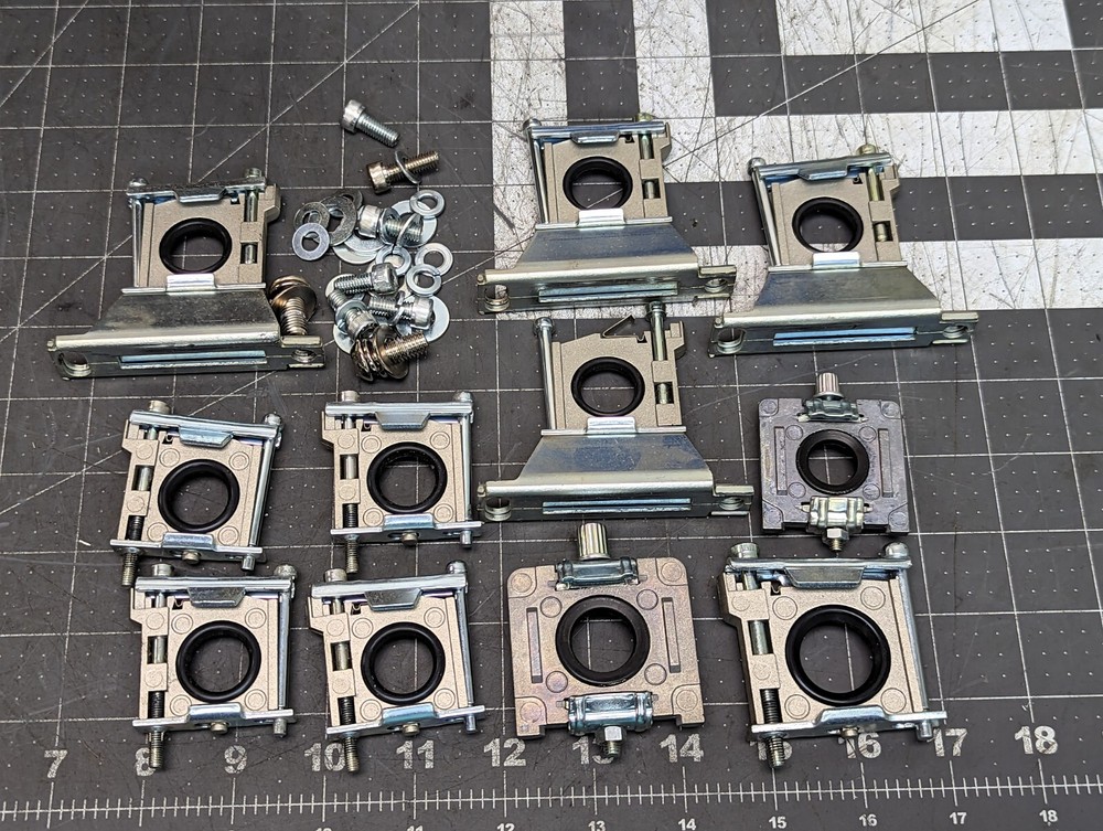 (11) Piece SMC Modular Interface Modular Adaptors AC MASS PRO WORKING PULL [OF20