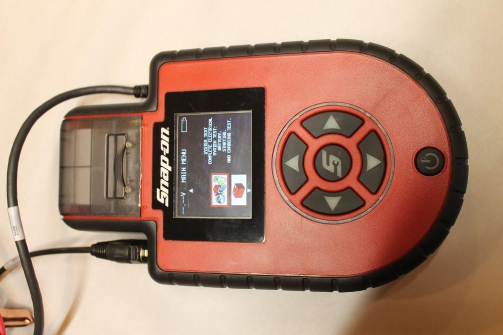 Snap-on MicroVAT Elite EECS304C Battery Starting and Charging System Analyzer ^