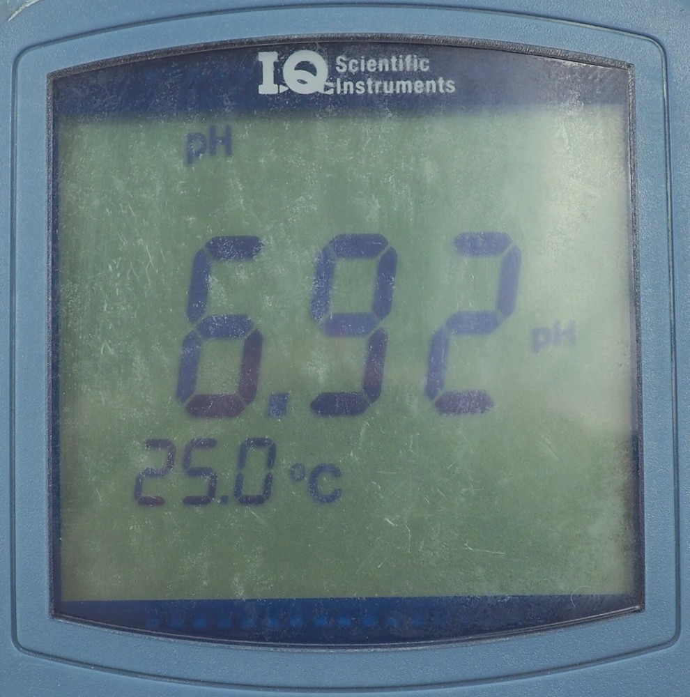 IQ Scientific IQ160 pH Meter
