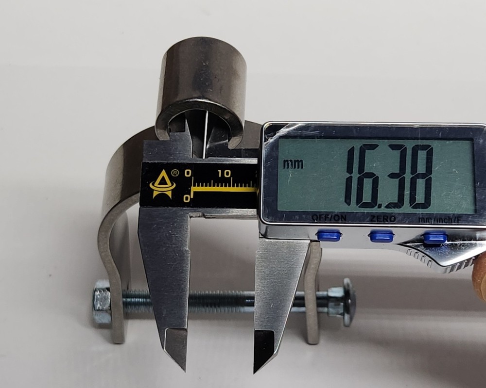 2 Pcs Chain Link Fence Gate Post Hinge for Outside Diameter Post/Pipe Pressed