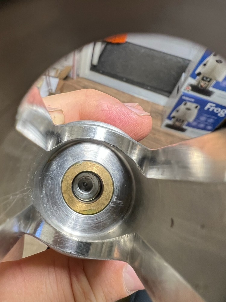 HiBar Systems Metering Micro Precision Dispensing Valve