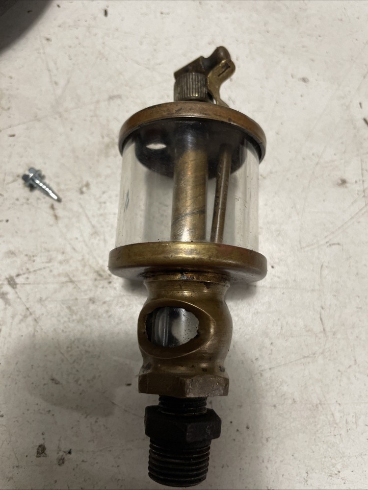 ￼ Engine Oiler Hit And Miss Engine