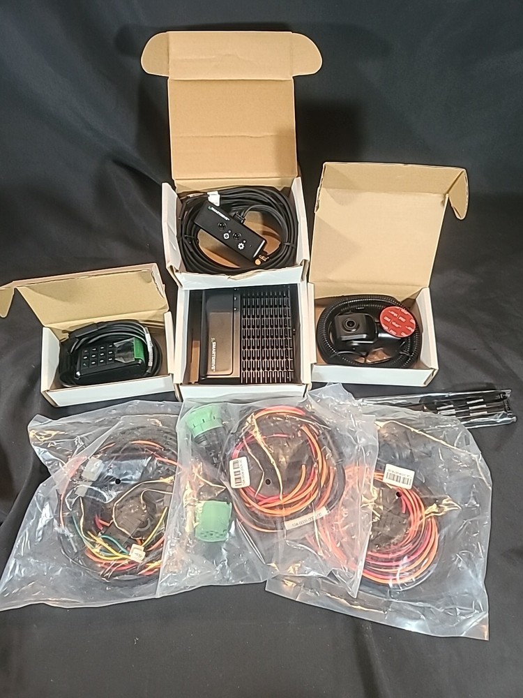 NEW Omnitracs SmartDrive SR4 Controller Camera Keypad Kit SR4