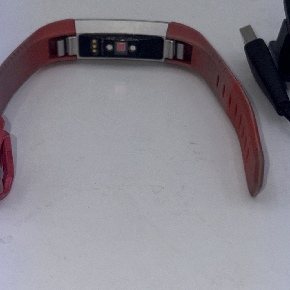 Fitbit Alta HR Activity Tracker- Pink- With Power Cable Tested