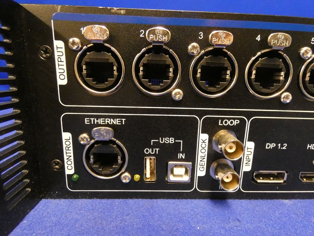 Novastar MCTRL4K High Performance Master Controller for LED Displays, noisy Fan