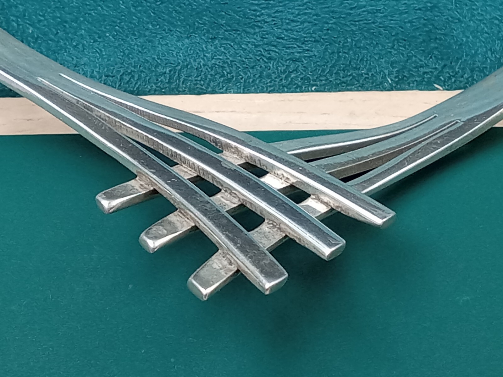 Modernist Sterling Necklace, Torq, Neck Piece: 15" Circumference & 42 grams