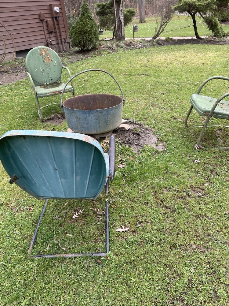 3 Vtg Lawn Chairs & Burning Kettle