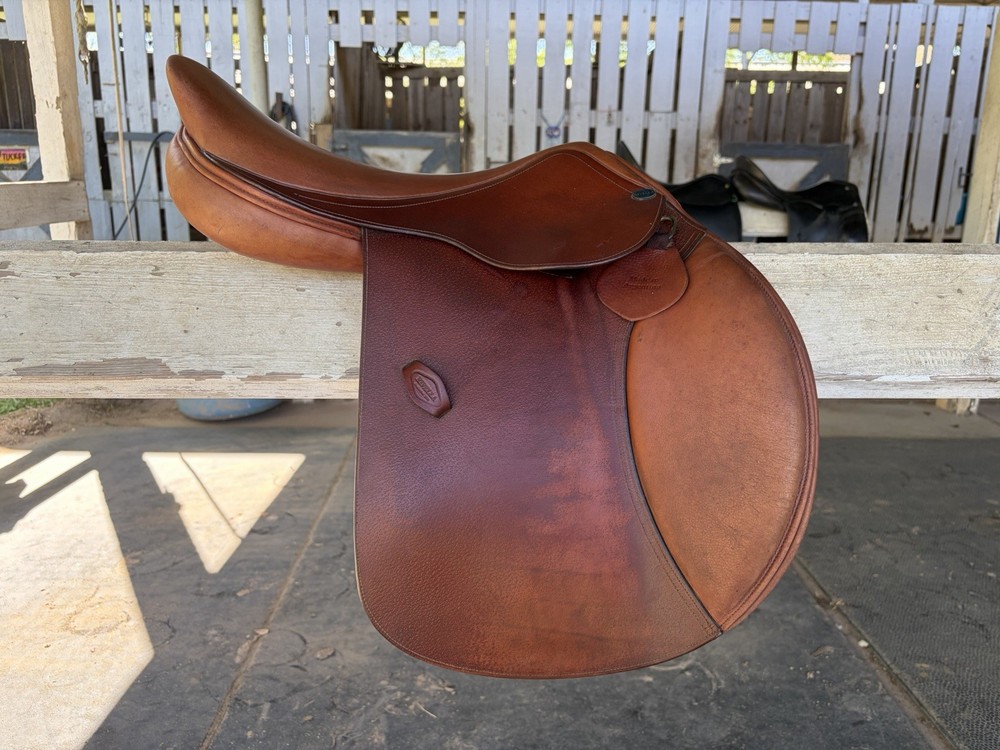 HDR Rivella Deep Jumping saddle, 17.5"