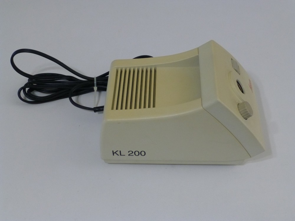 Leica / Schott KL 200 Fiber Optic Illuminator Light Source