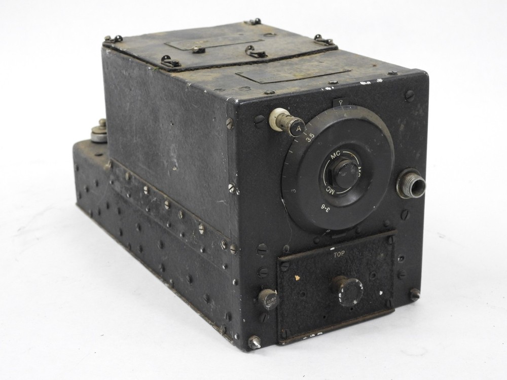 R-26 ARC-5 WWII US Military Surplus Radio Receiver (appears original, untested)