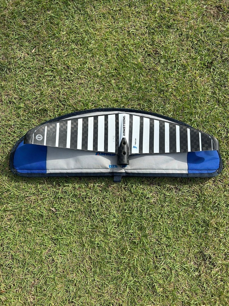 Armstrong HS 625 CM2 Front Wing