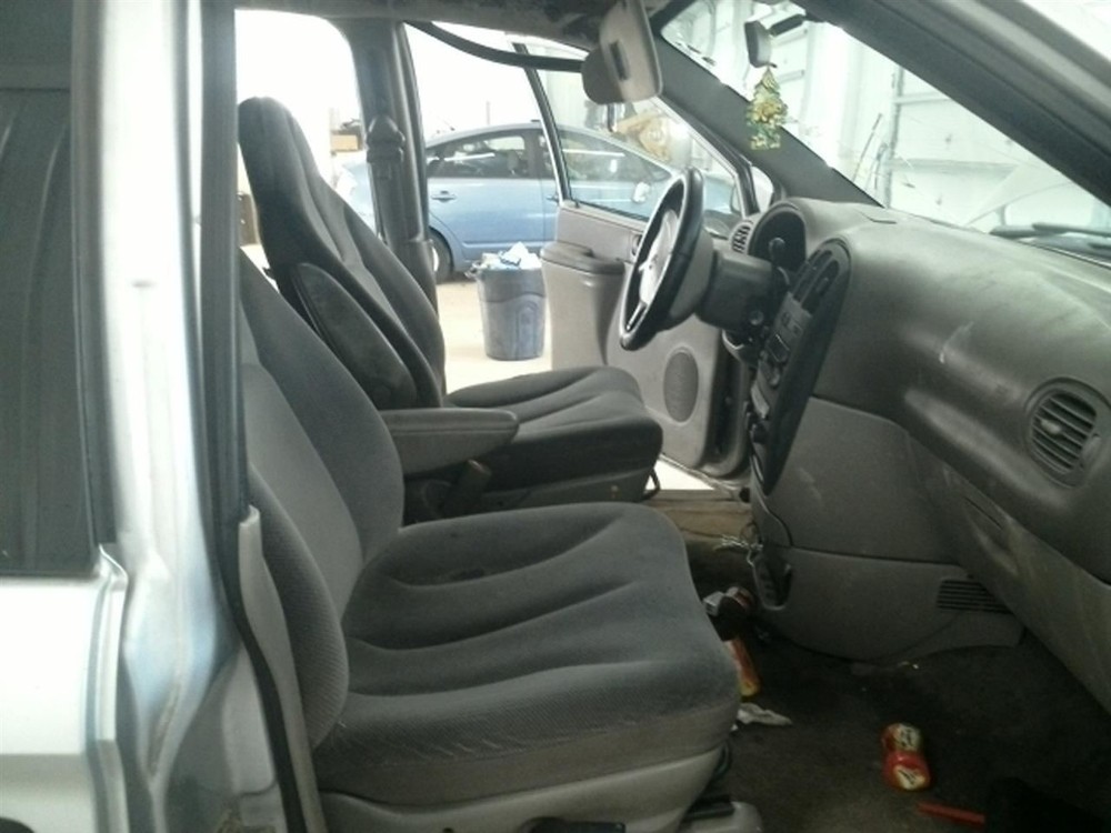 CARAVAN 2003 Keys/Latches/Locks 104941235