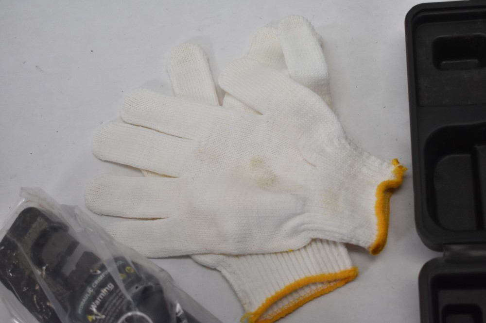 Hydraulic Crimping Tool Set w Gloves & Cable Cutters MISSING ONE PIECE