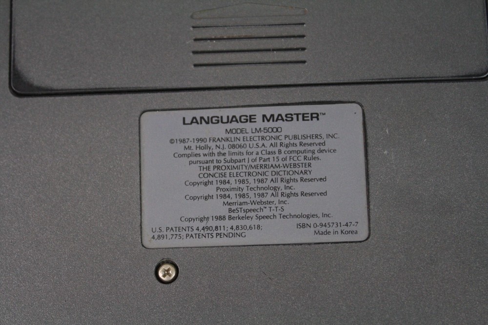 Franklin Language Master LM 5000 Linguistic Dictionary Pronouncing & Thesauras