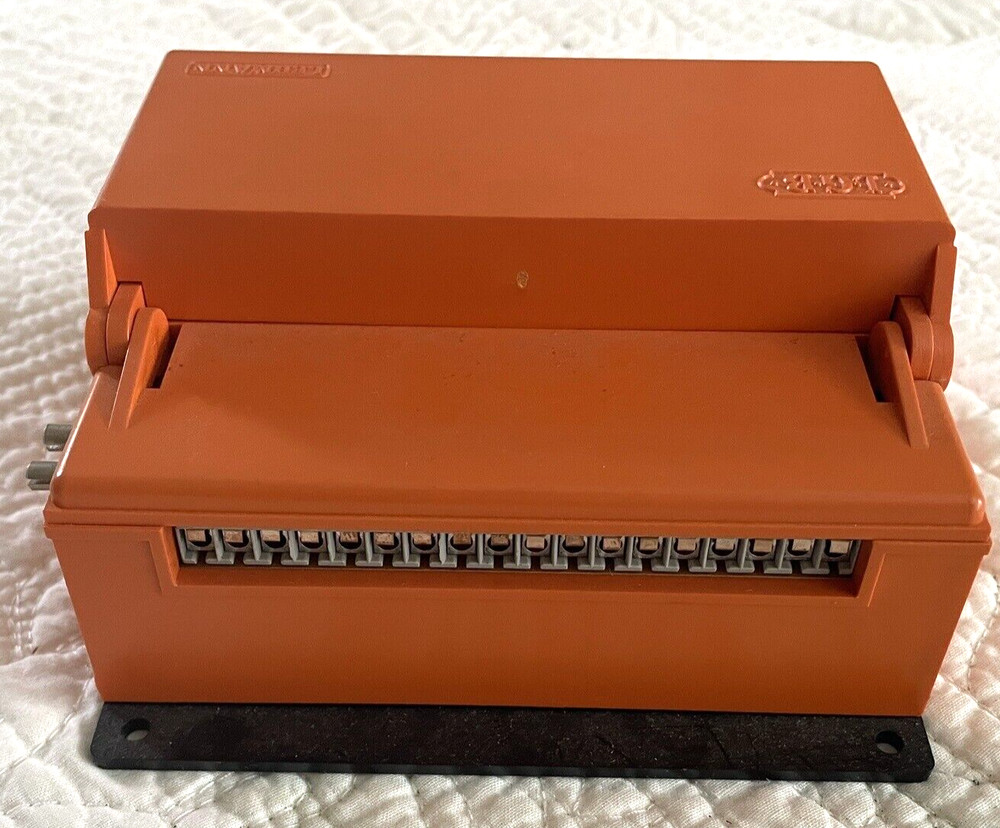 LGB 5175 MOMENTARY SWITCH CONTROL BOX with INSTRUCTIONS,