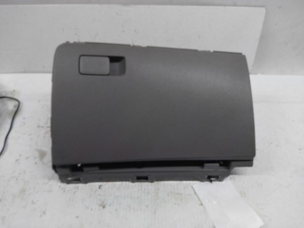 ELANTRA   2017 Glove Box 552533