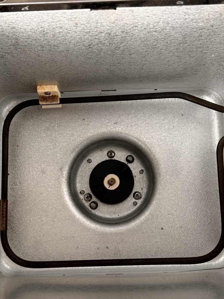 Breadman Ultimate Bread Maker Baking Automatic Machine TR2200C Works Perfectly