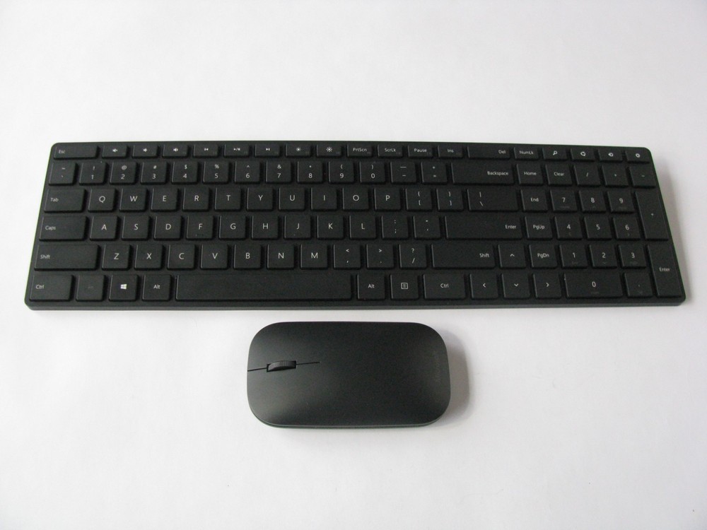 Microsoft Designer Wireless Bluetooth Desktop Keyboard and Mouse Set 1679 & 1678
